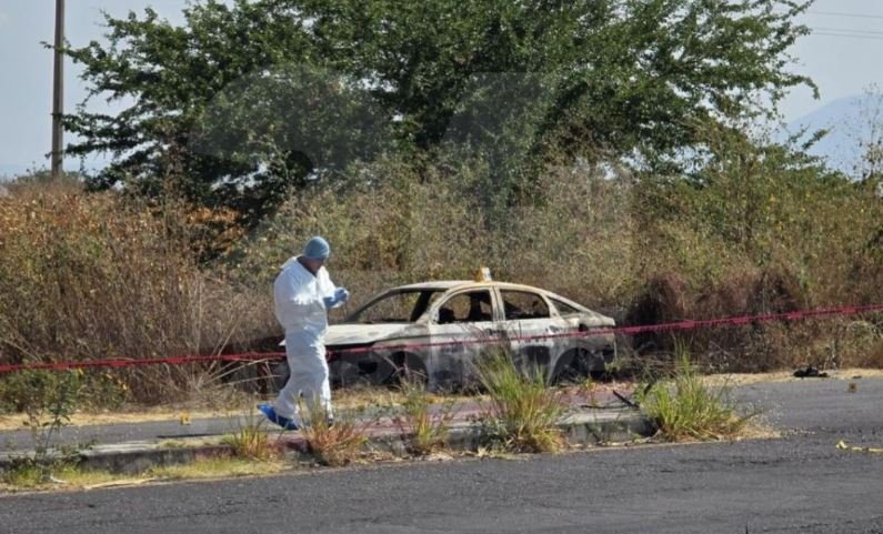 Ataque armado dejó 5 muertos en carretera de Morelos; había cien casquillos percutidos