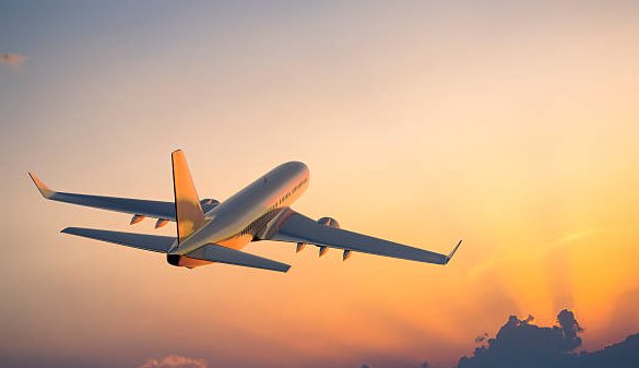 Aerolíneas reactivan vuelos de manera paulatina hacia Jalisco