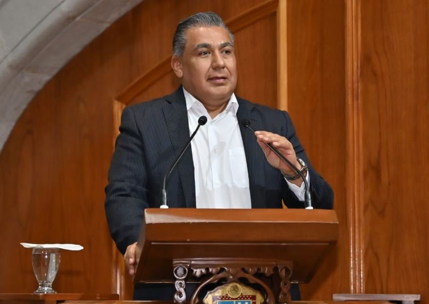 Propone Octavio Martínez extinguir el ISEM al sostener que ha perdido su razón de ser