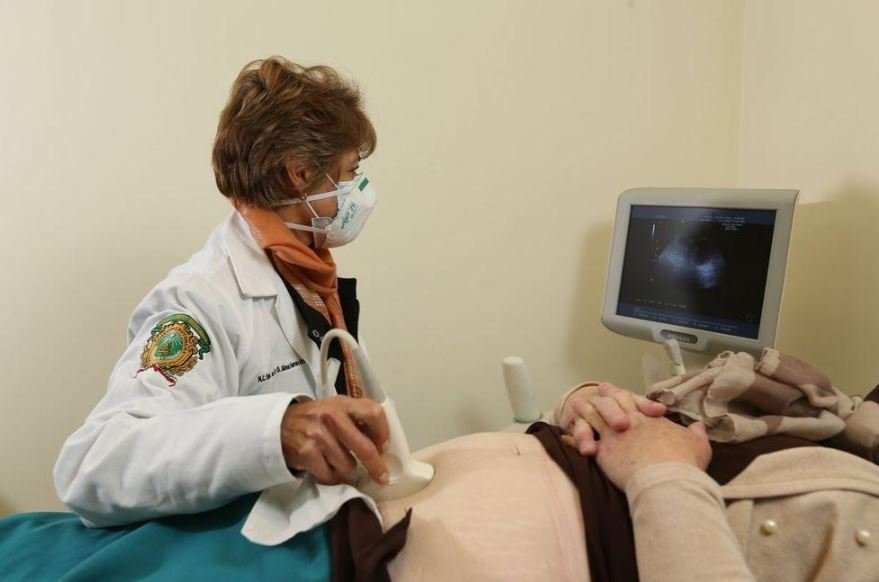 Durante marzo UAEMéx ofrece paquetes de salud para mujeres