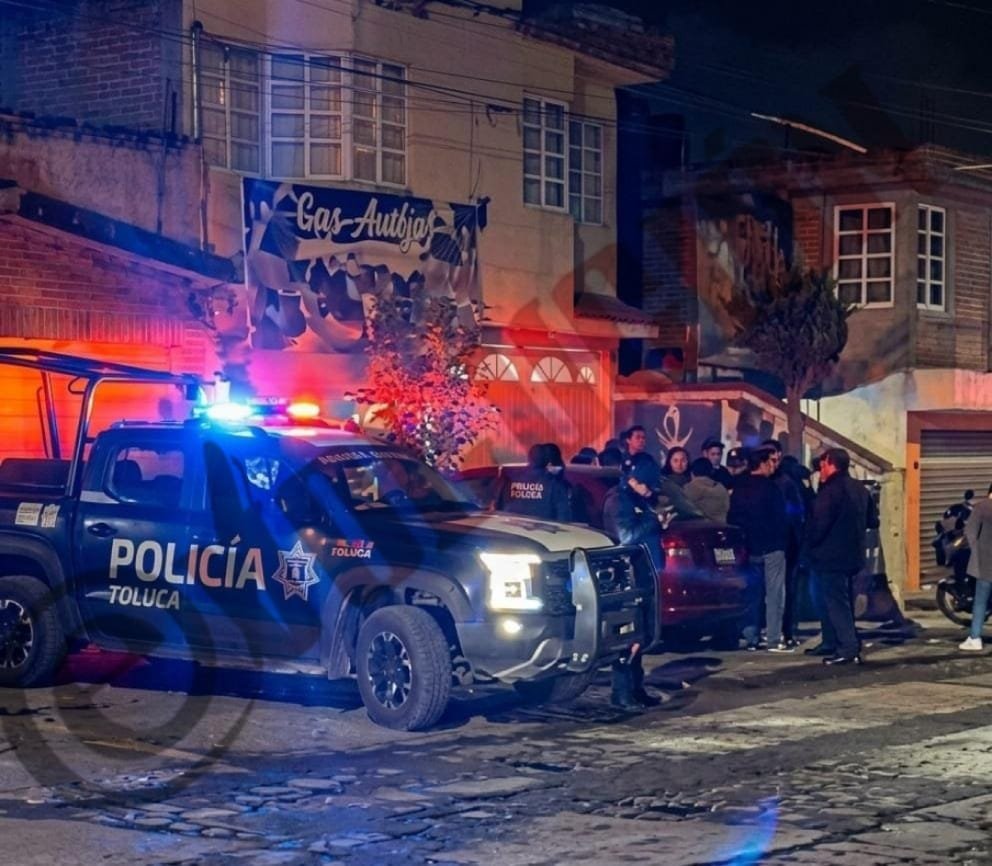Andrés fue hallado atado de mandos y asfixiado en su negocio en Toluca