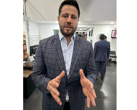 Reforma electoral es para debilitar a la oposición: Anuar Azar