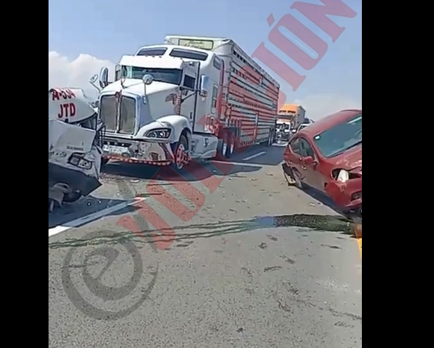Conductor de taxi pierde la vida en trágico accidente en Libramiento Bicentenario