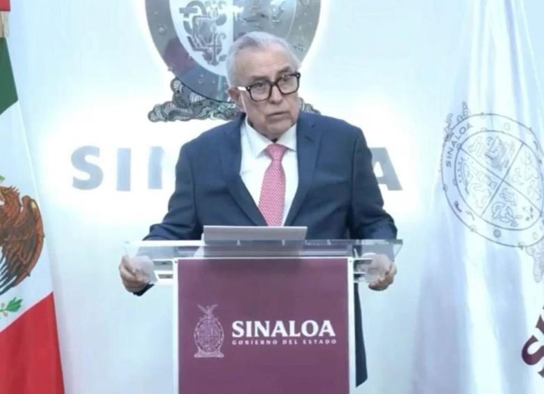Rocha Moya afirma confiar en el Estado de Derecho tras comparecer ante la FGR
