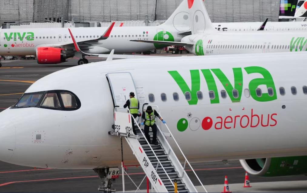 Viva Aerobús restringe vuelos a viajeros de 3 países por brote de ébola