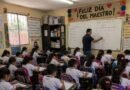 A cada maestro de educación básica le toca atender a casi 19 alumnos en México