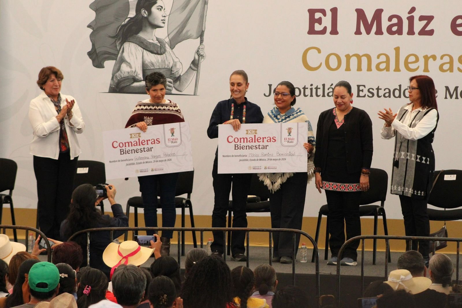 Acompañan congresistas a gobernadora y presidenta a evento sobre el maíz en Jocotitlán