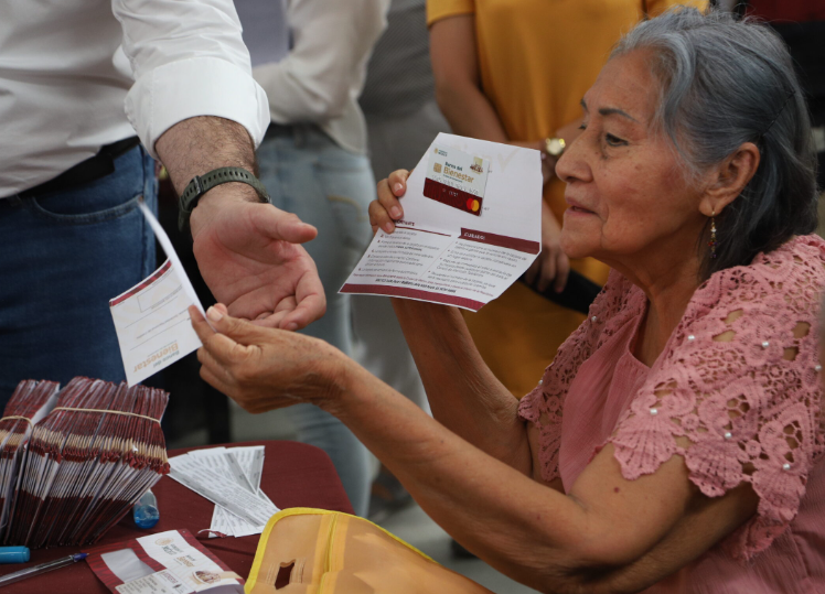 Desmiente SAT que adultos mayores paguen ISR por recibir pensión