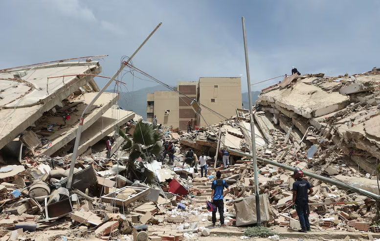 Pánico en Venezuela tras réplicas por doble terremoto que ha dejado más de mil 700 muertos