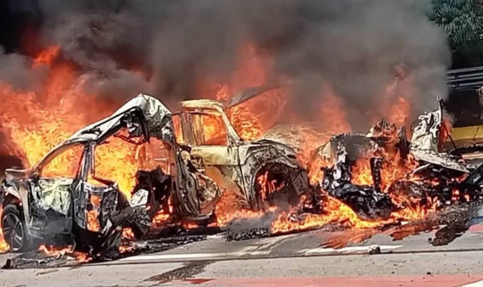 Carambola en la autopista Guadalajara–Tepic deja al menos 16 muertos