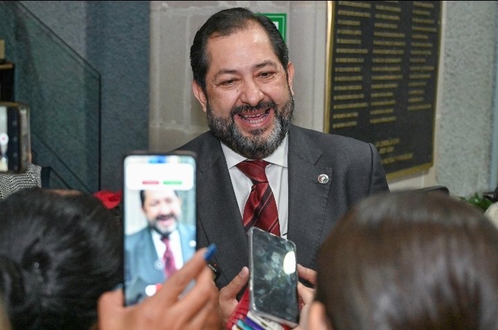Destaca Francisco Vázquez cumplimiento del Congreso con la transparencia
