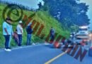 Fallecen tres jóvenes tras fuerte colisión entre motocicletas en Calimaya