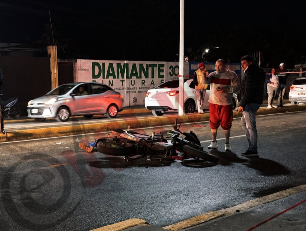 Alondra fallece tras accidente de motocicleta en Almoloya de Juárez
