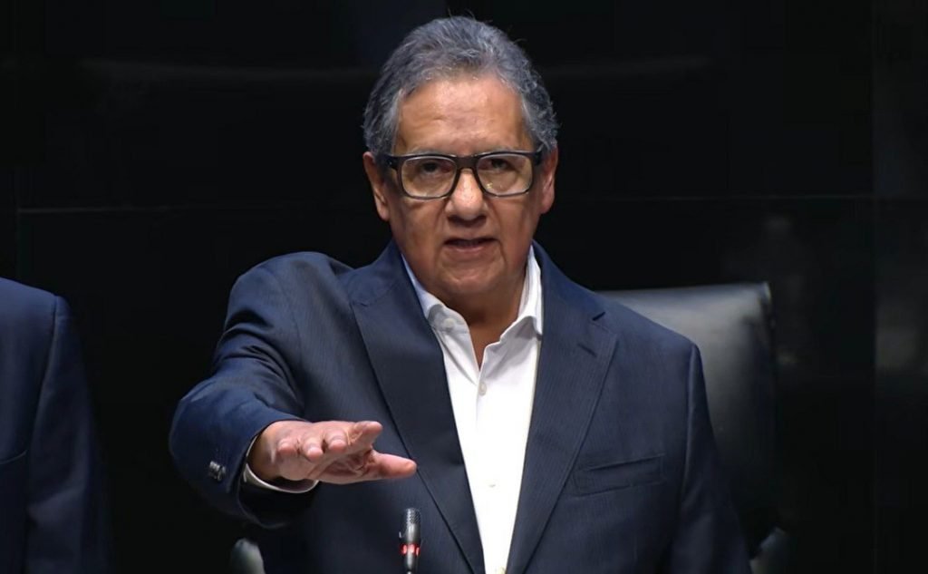 Higinio Martínez asume la presidencia del Senado con respaldo de casi todo el pleno