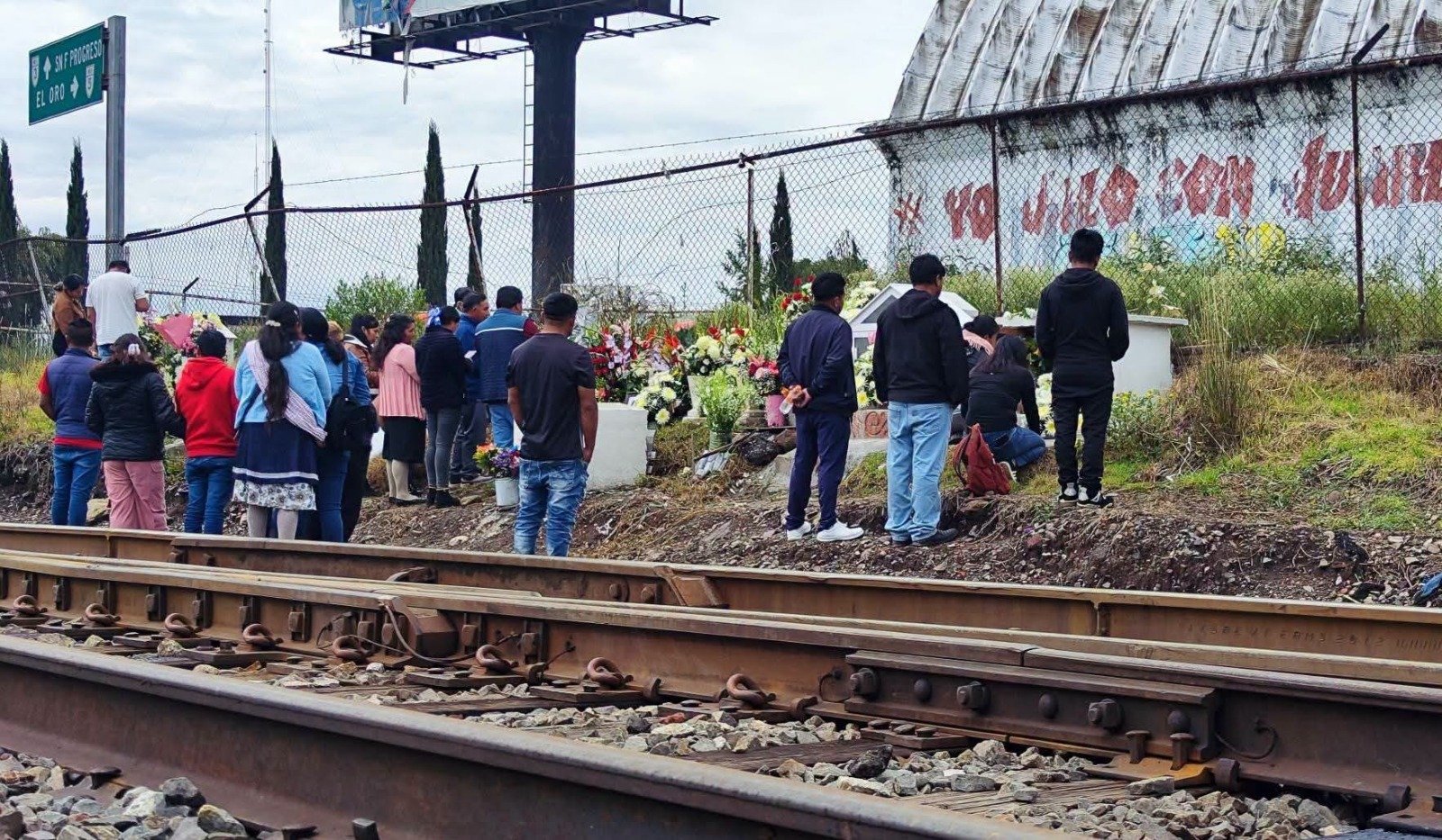 A un año de la tragedia en Atlacomulco el paso sigue siendo letal tras vías sin protección