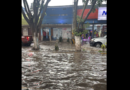 Fuertes lluvias inundan diversas calles de Ecatepec