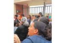 Padres del norte de Toluca piden que cesen cambios constantes de maestros en primaria