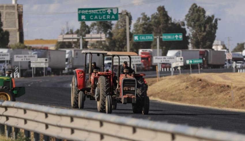 Campesinos anuncian movilización en carretera en 10 estados para el 27 de octubre