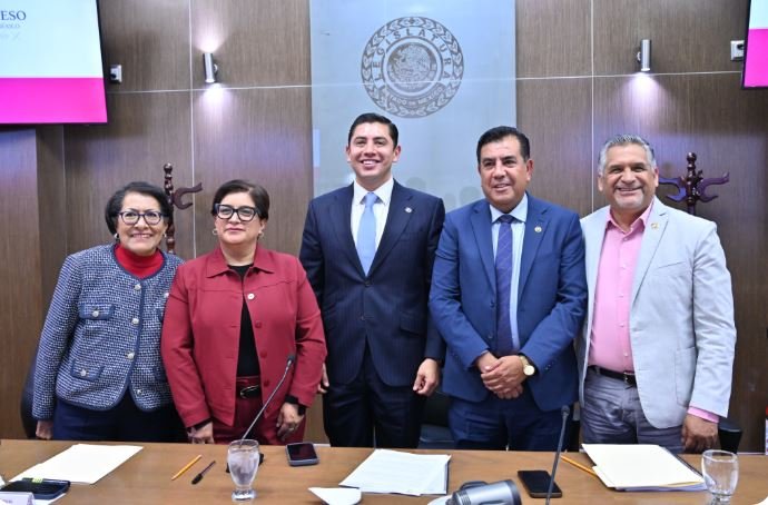 Avalan comisiones tablas de valores de 121 municipios