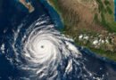 Rachel se intensifica a huracán categoría 2 afectando a cuatro estados