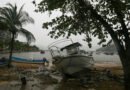 Huracán Simón deja un muerto y graves daños materiales tras su paso por México